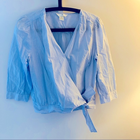 H&M shirt - Picture 1 of 1